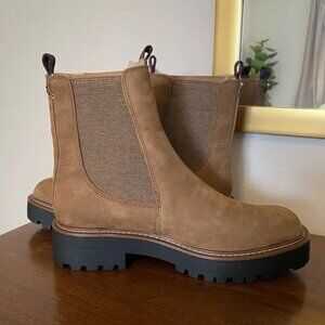 Sam Edelman Laguna Chelsea Boots I Size 7.5